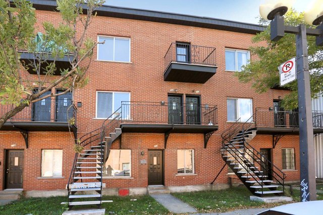A triplex rental building